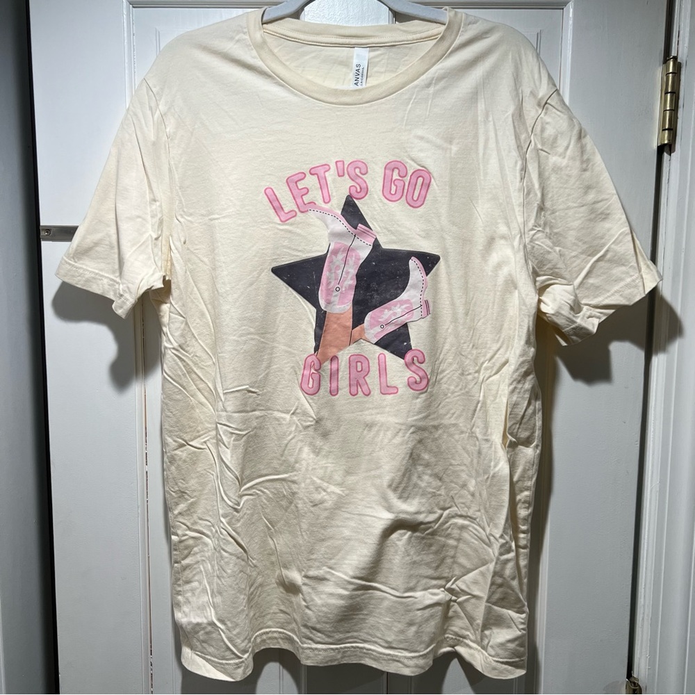 Let’s Go Girl’s tshirt size xl